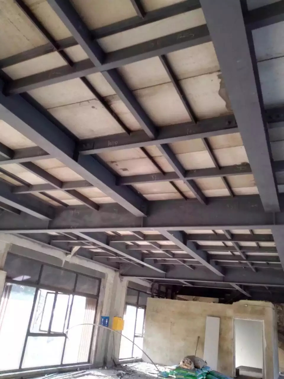 渭滨厂家：蒸压砂加气混凝土墙板（ALC板）生产制造安装流程大全